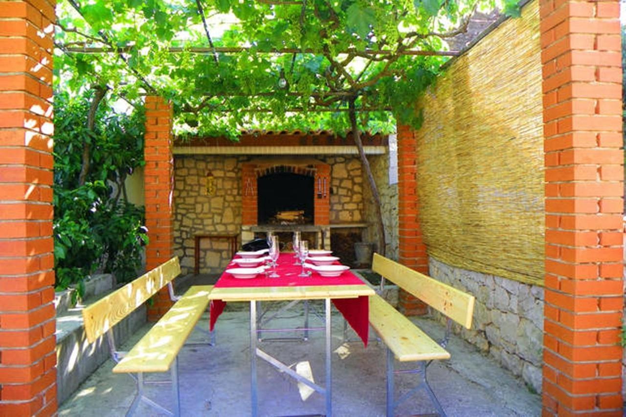 Apartments With A Parking Space Mavarstica, Ciovo - 12435 Трогир Екстериор снимка