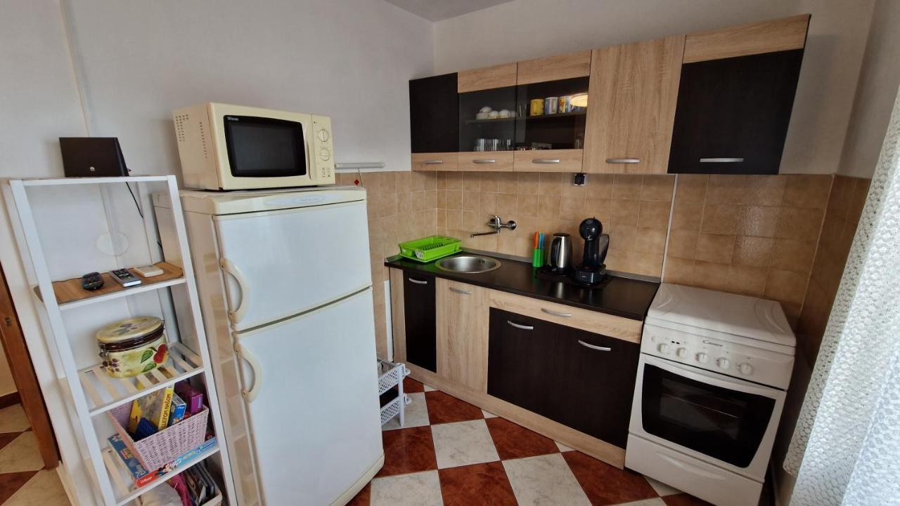 Apartments With A Parking Space Mavarstica, Ciovo - 12435 Трогир Екстериор снимка